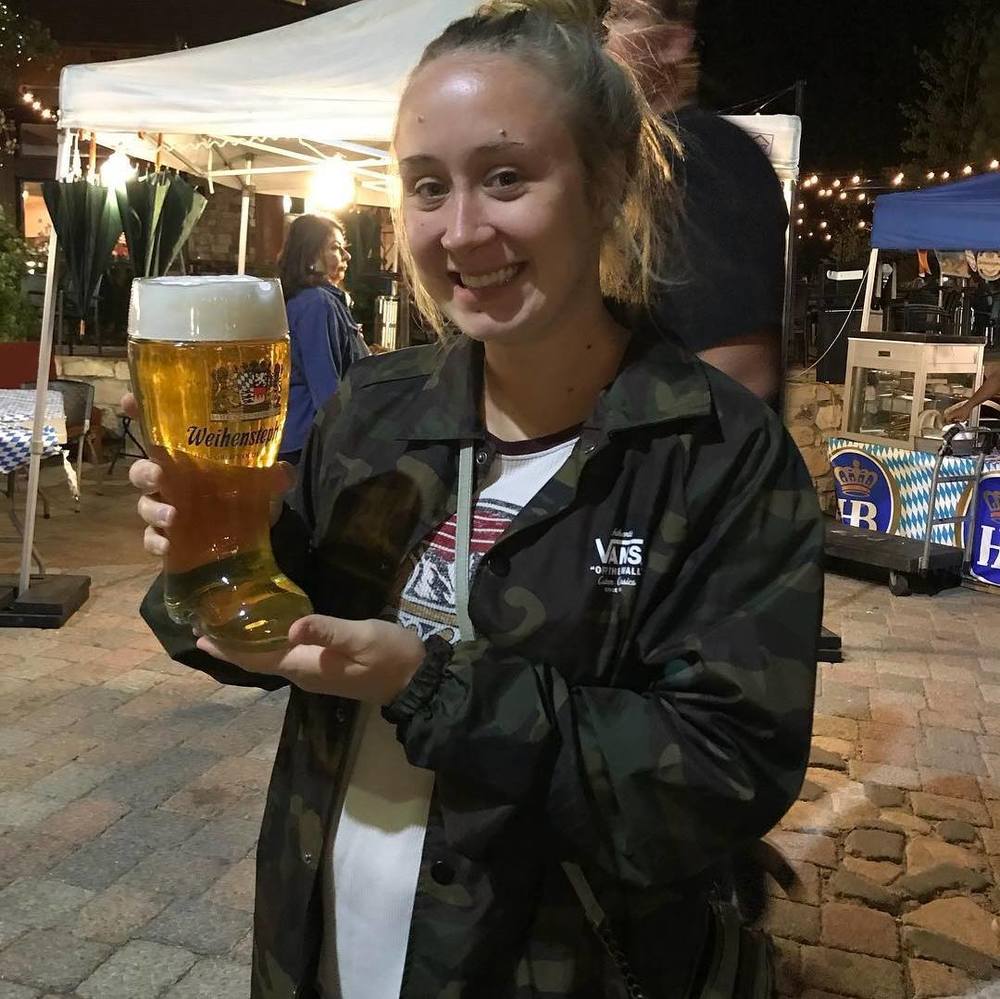 Meet your Posher, Jessica